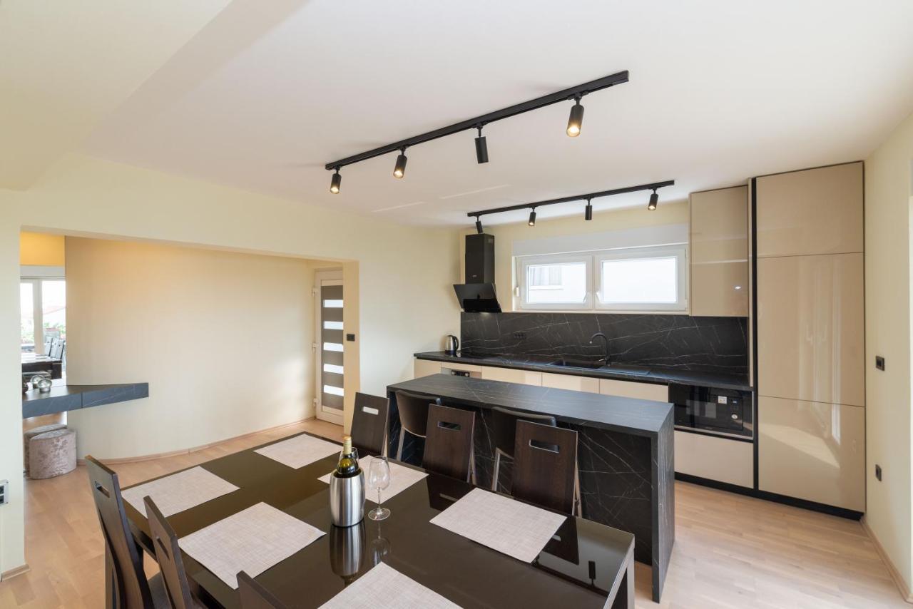 Apartman Monti 자다르 외부 사진